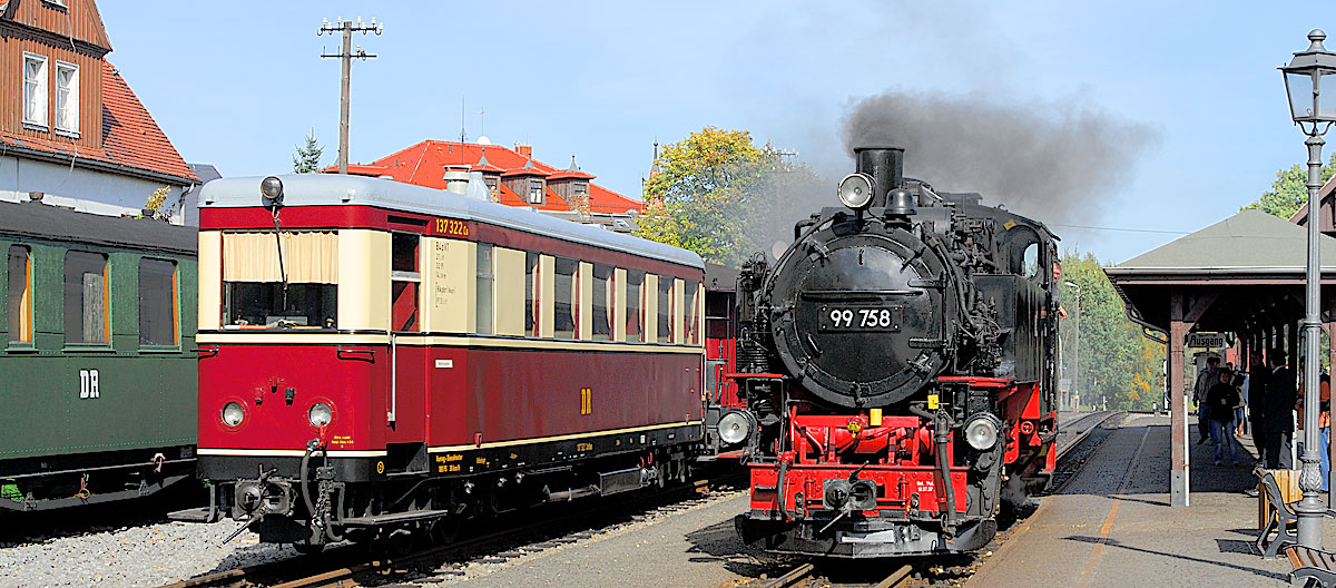 Zittauer Schmalspurbahn TÄGLICH UNTER DAMPF